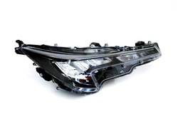 Фара правые toyota corolla 19- новый оригинал оригинальный номер фото №1