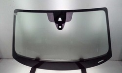 Скло лобове передня audi a5 2017- датчик камера зелена нова фото №1