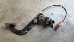 Actros mp1 педаль сцепления 9412900616 открывающийся фото №1