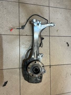 Поворотный кулак ступица левая перед audi a6 s6 c5 4.2 v8 фото №1