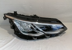 Vw golf viii лампа фара праві повний led фото №1