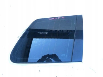 Скло задня права кузовна vw touareg i 02-10r фото №1