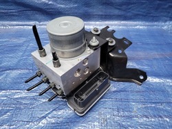 Насос abs qashqai iii j12 1.3 dig-t фото №1