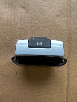 Range rover velar кнопка тормоза ручного фото №1