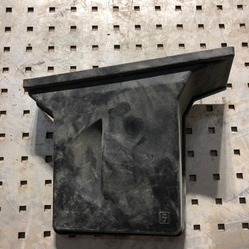 Захист кришка bepieczników master ii 8200211021 фото №1