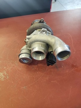Турбонагнетатель mercedes a45 cla45 gla45 amg a1330900480 фото №1