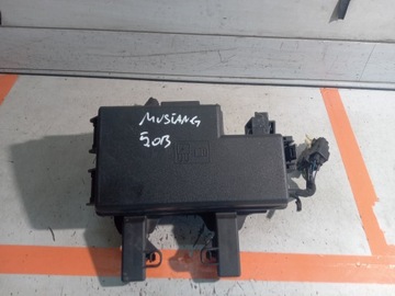 Ford mustang vi коробка предохранителей 5.0 b фото №1