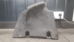 3b0825218 захист шасі vw passat b5 фото №1