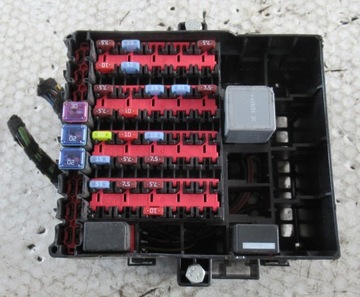 Ford fiesta mk7 1.0 ecoboost коробка предохранитель фото №1