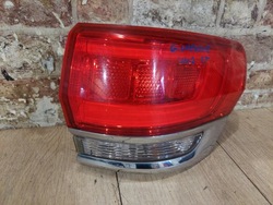 Лампа зад правая p68110000ac jeep grand cherokee wk2 фото №1