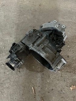 Коробка передач коробки передач з редуктор 02q301107 редуктор 0av409053p фото №1