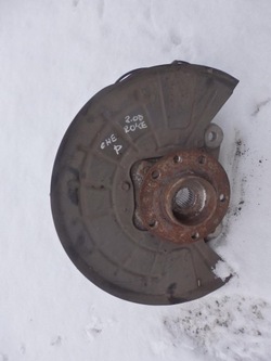 Поворотный кулак правые перед jeep cherokee kl 2.0 mjet 2014- фото №1