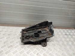 Chrysler pacifica 68226079ab корпуси акумуляторів фото №1