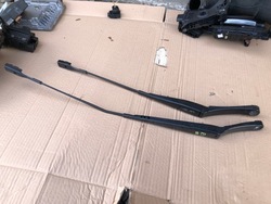 Важелі двірник перед audi q5 8r0 08-16 955408b 407b фото №1