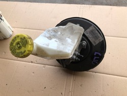 Насос гальмівна підсилювач peugeot 207 9688424380 фото №1