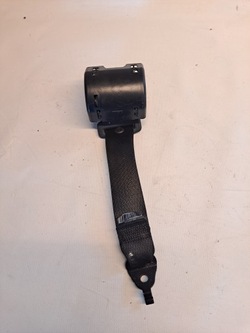 Pas безопасности задний средний bmw f20 фото №1