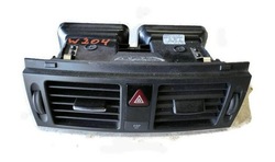 Mercedes w204 08r 1.8 - решётка воздуховод a2048303954 фото №1