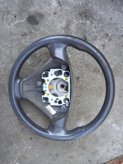 Кермо volvo v40 02r 1.9 dci фото №1