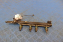 Volkswagen golf iv 1.6 8v планка впрыскивающий фото №1