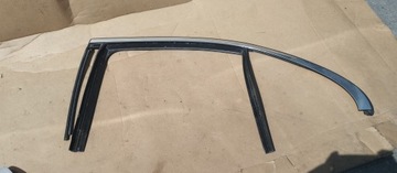 Прокладка планка хром стёкла дверь левый зад mercedes w213 sedan фото №1