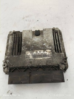 Volkswagen tiguan 2009 перед блок керування / модуль ecu 03l907309n фото №1