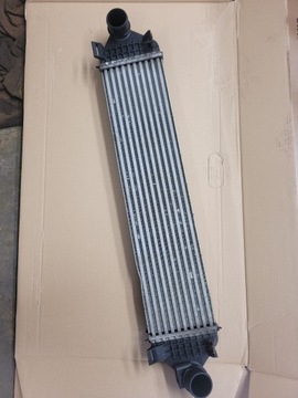 Интеркулер ford c-max mk2 focus kuga фото №1