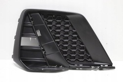 Audi a1 82a s-line решётка бампер перед правая фото №1