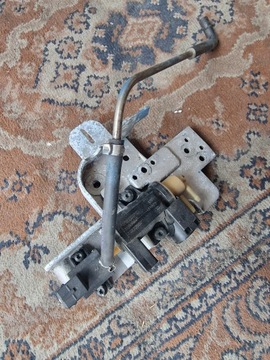 Клапан вакуум 2.4 d5 volvo xc60 i 08-17 год фото №1