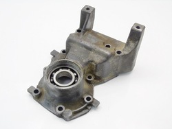 Корпус зад коробки 2.0 e200 w210 s210 2022710101 фото №1