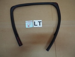 Прокладка стёкла дверь левый зад citroen c3 ii 2008- фото №1