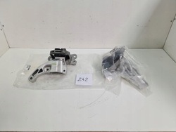 Лапи подушка двигателя trafic iii рестайлинг 2.0dci фото №1