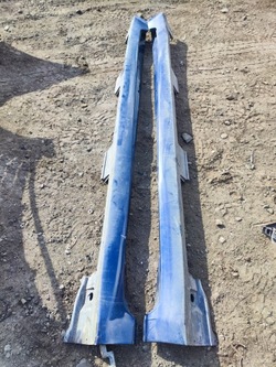 Toyota avensis t27 планка планки накладки порогові комплект ліва права фото №1