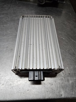 Audi a8 d3 усилитель 4e0910223f фото №1