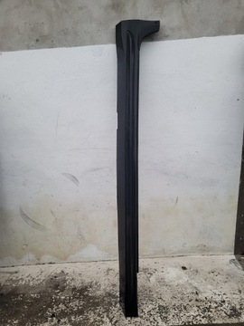 Volvo v60 ii cross country- планка накладка порогова rh 31463770 фото №1