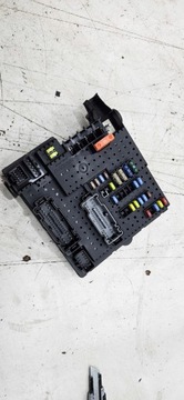 Коробка предохранителей модуль 8676391 volvo s60 i фото №1