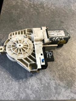 Audi a6 c6 04- двигунчик скла праві перед 4f0959802b фото №1