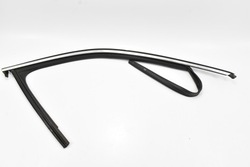 Прокладка двері правий перед планка 3v0837432aa skoda superb iii 2019 фото №1