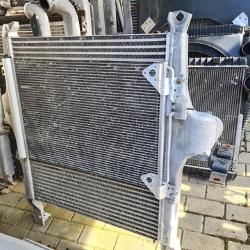 Набор радиатор радиаторов trakker, stralis c 8 10 фото №1