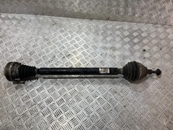 Полуось перед правая skoda superb iii 3v 15- 2.0 tdi 3q0407272c фото №1