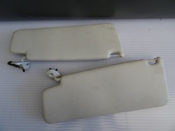 Vw new beetle cabrio защита солнцезащитная правая фото №1