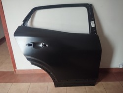 Оригінал задні праві двері kia sportage v 21- 77004r2000 фото №1