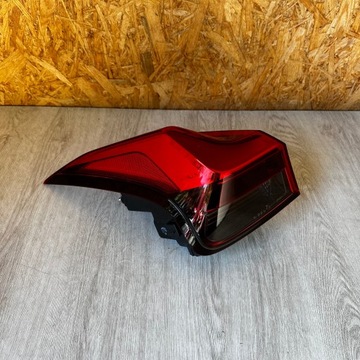 Лампа задня ліва lexus ux 2021 рік фото №1