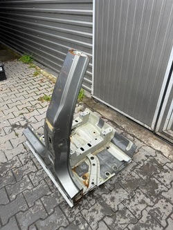 Bmw x3 g01 стойка b порог обшивка bok левый левая сторона фото №1