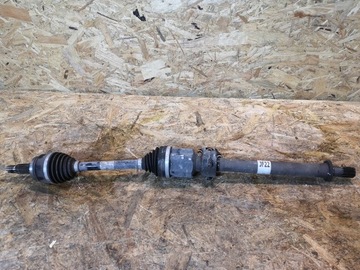 Hyundai tucson 4 iv піввісь права 49560-p0220 фото №1