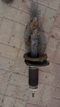 Амортизатор перед лівий volvo xc70 00-04r 2.5t фото №1