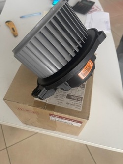 Вентилятор воздуходувка воздуховод интерьера kia rio 2011-2017 971111w100 фото №1