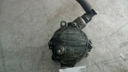 Насос вакуум volvo s60 08658230 фото №1