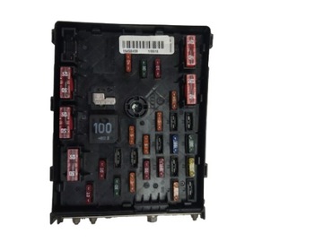 Passat b6 универсал коробка предохранителей 3c0937125 фото №1