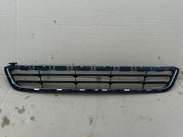 Ford mondeo mk5 средняя решётка бампера перед передняя фото №1