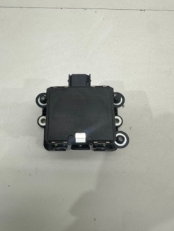 Audi vw skoda seat 3q0907561b радар датчик acc +кріплення радара 3q0907704a фото №1